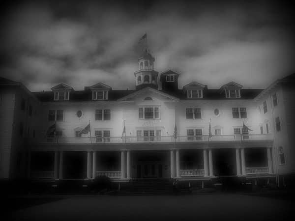 haunted-Stanley-Hotel-Estes-Park-Colorado-bw