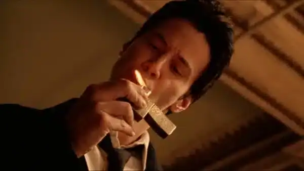 constantine 2005 - keanu reeves als dauerrauchender exorzist